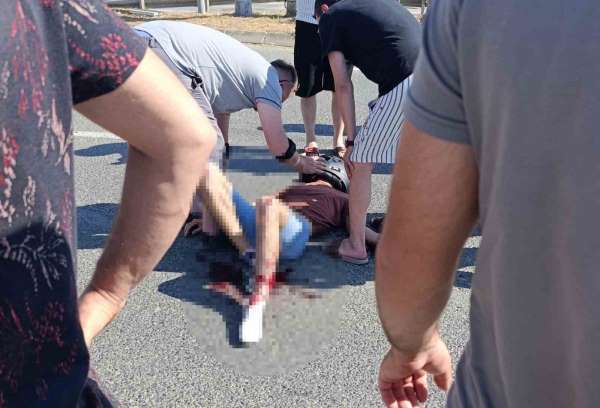 Ordu'da motosiklet ile otomobil çarpıştı: 1'i çocuk 2 yaralı