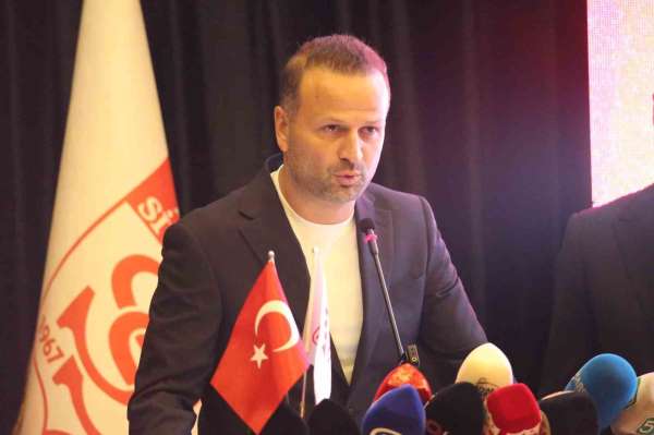 Sivasspor teknik direktörlüğe Osman Zeki Korkmaz'ı getirdi