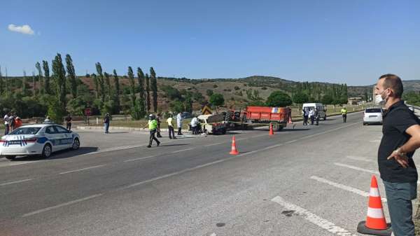 Çorum'da trafik kazası: 1 ölü, 4 yaralı