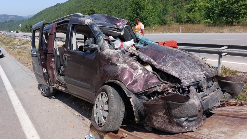 Samsun'da hafif ticari araç takla attı: 1 ölü, 3 yaralı
