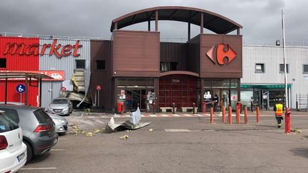 Fransa'da ATM'ye bombalı saldırı 