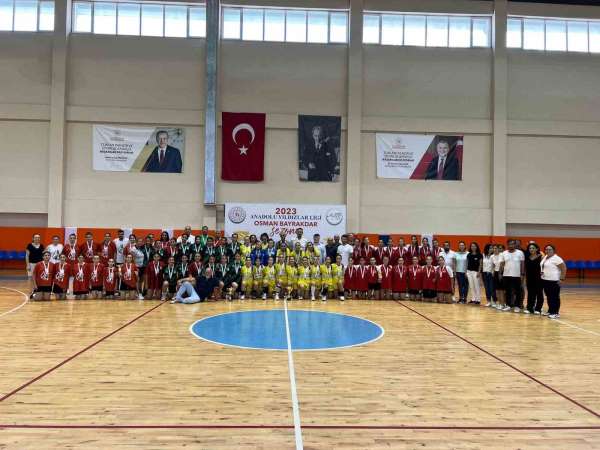 Aydn'daki hentbol finalleri nefes kesti