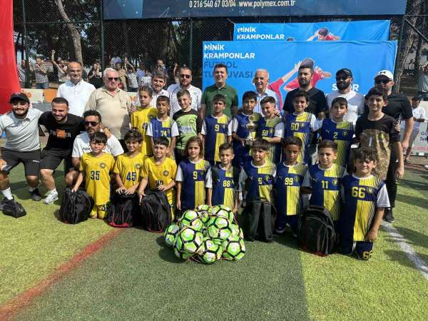 'Minik Kramponlar Futbol Turnuvas' Ümraniye'de gerçekleti
