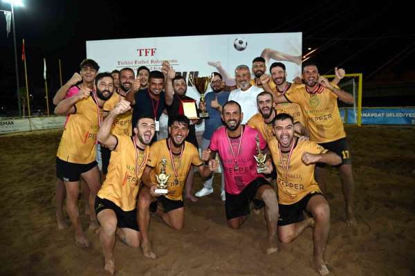 Türkiye Plaj Futbol Ligi'nin Manavgat etabı sona erdi