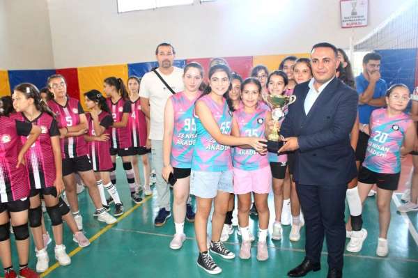 Aksaray'ın Sultanhanı ilçesinde voleybol turnuvası