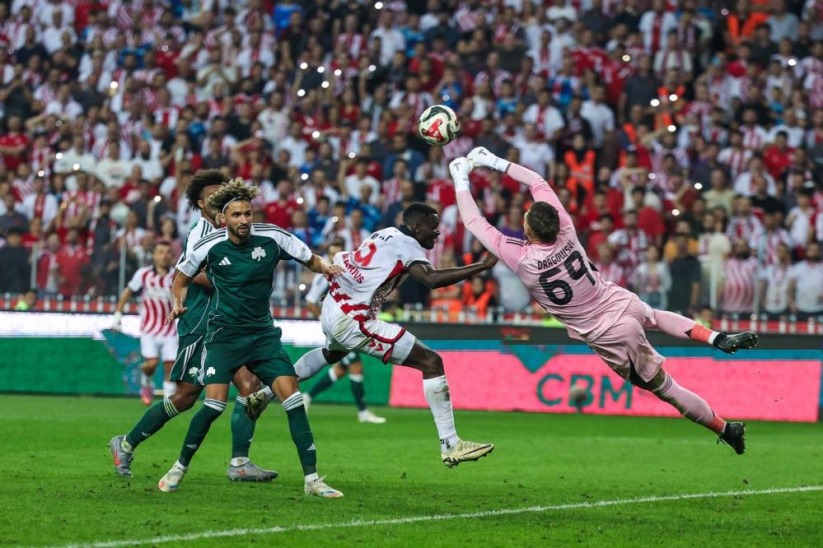 Samsunspor Avrupa Ligi'ne veda etti