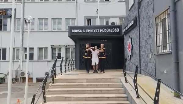 Karısını bıçaklayarak öldüren koca tutuklandı