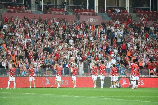 UEFA Avrupa Ligi: Samsunspor: 0 - Panathinaikos: 0