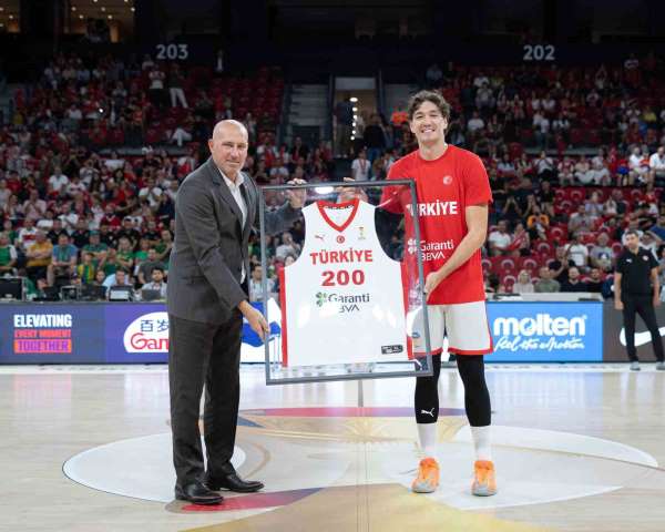 A Milli Erkek Basketbol Takımı, Litvanya'yı farklı yendi