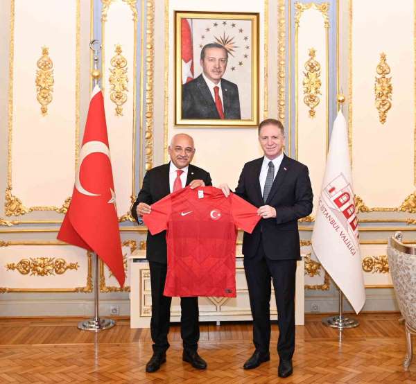 TFF Başkanı Mehmet Büyükekşi, İstanbul Valisi Davut Gül'ü ziyaret etti