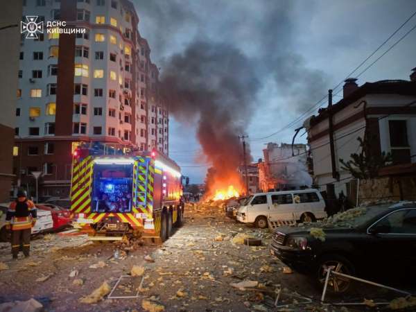 Rusya'dan Ukrayna'ya 600 İHA ve füze ile saldırı: 4 ölü, 70 yaralı