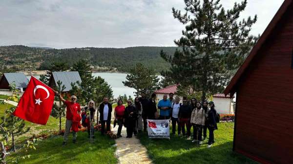 Sivas-Tokat sınırında doğayla iç içe yürüyüş