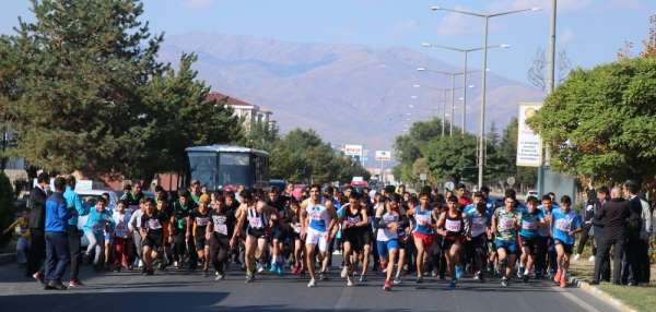 Erzincan'da Cumhuriyet koşusu yapıldı 