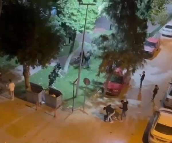Burdur'da yaşı küçük iki grup arasında çıkan kavgada 1 kişi bıçakla yaralandı