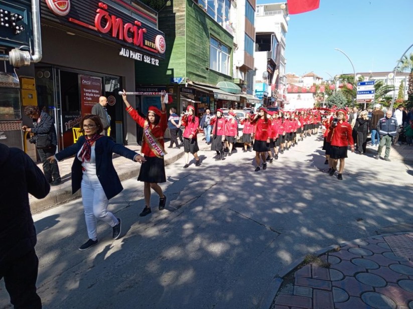 Samsun'un Bafra ilçesinde Cumhuriyet Yürüyüşü