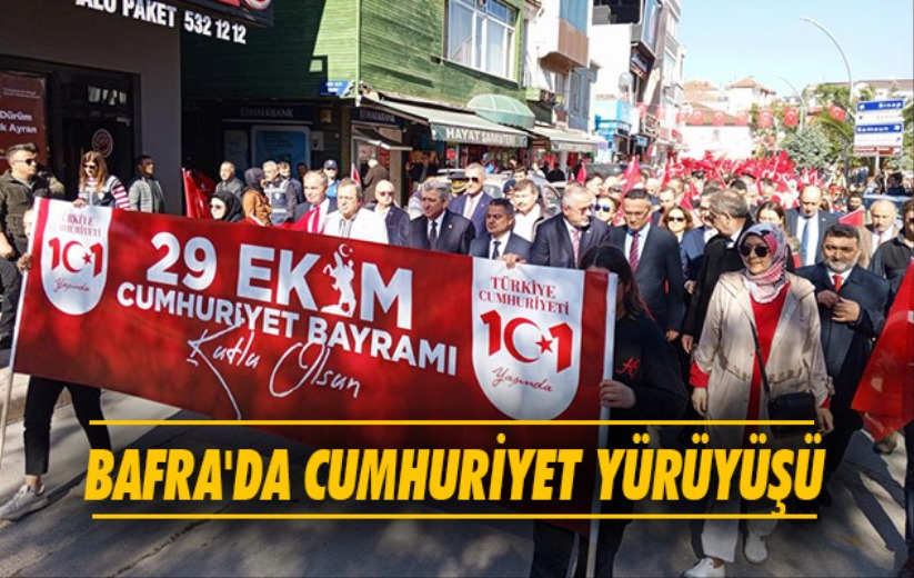 Samsun'un Bafra ilçesinde Cumhuriyet Yürüyüşü