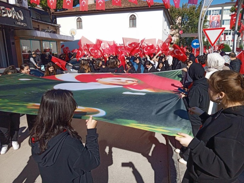 Samsun'un Bafra ilçesinde Cumhuriyet Yürüyüşü