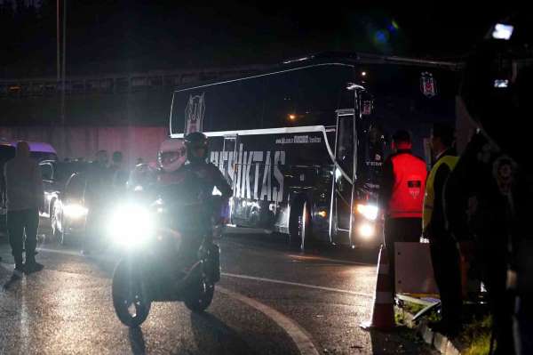 Beşiktaş kafilesi RAMS Park'ta