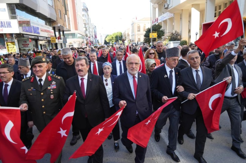 Samsun'da 'Cumhuriyet' yürüyüşü