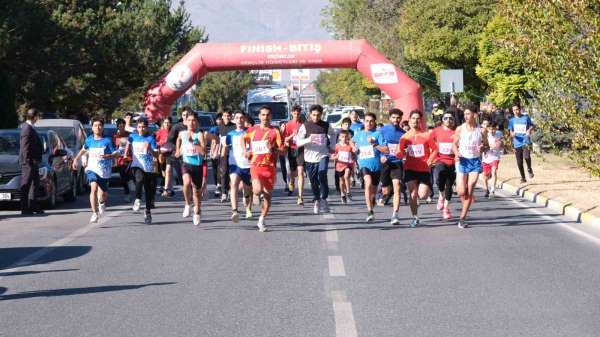 Erzincan'da Cumhuriyet Koşusu yapıldı