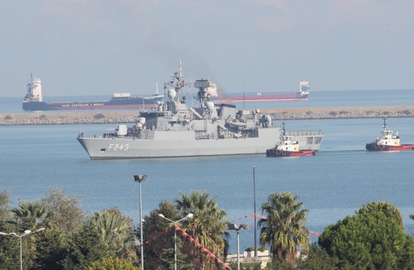 TCG Yıldırım Fırkateyni Samsun'da