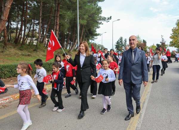 OMÜ'de Cumhuriyet Yürüyüşü