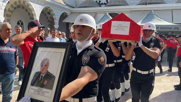 Şehit Emniyet Müdürü Altuğ Verdi'nin babası Mersin'de toprağa verildi