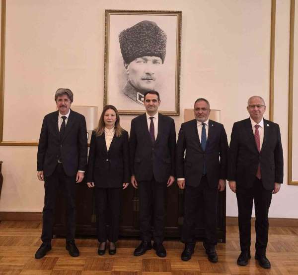 OMÜ heyeti Pekin'de Türkiye-Çin akademik iş birliklerini görüştü