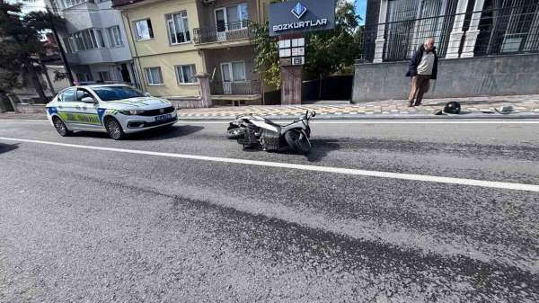Tavşanlı'da trafik kazası, 2 yaralı