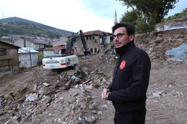 Tokat'ta kentsel dönüşüm kapsamında 21 konut yıkıldı