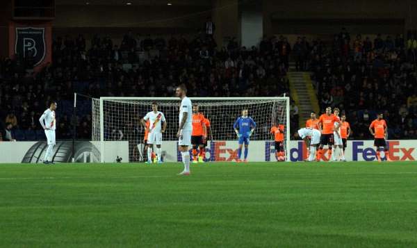 Başakşehir, Avrupa'da 3 maç sonra yenildi