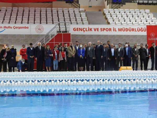 Türkiye'nin en büyük olimpik yüzme havuzu Gaziantep'te açıldı