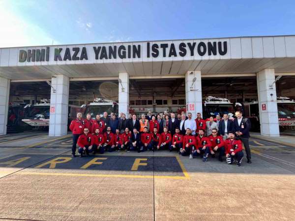 Antalya Havalimanındaki uçak kazasına müdahale eden ARRF ekibi ödüllendirildi