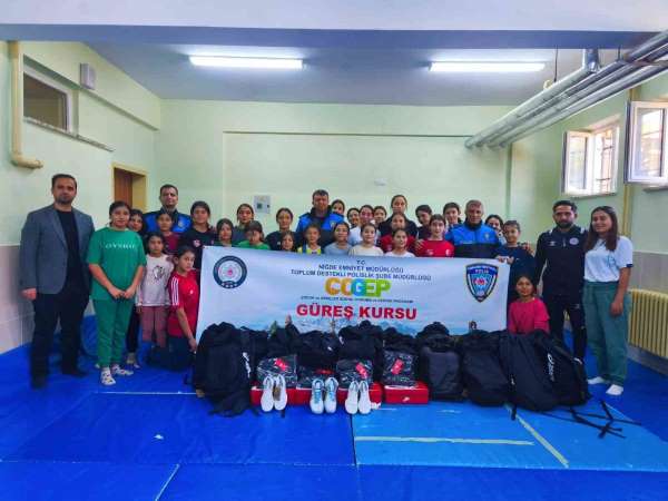 'Niğde Gençlerine Sahip Çıkıyor' projesi kapsamında spor etkinlikleri düzenlendi