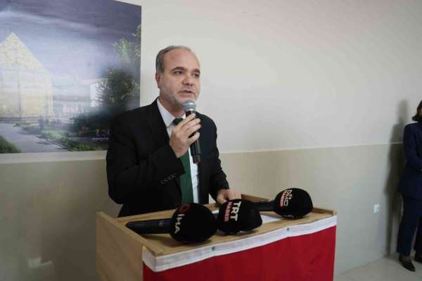 Şehit Yusuf Bozkurt ve Şehit Halit Ergüven'in adları bu okulda yaşatılıyor