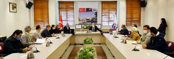 Rektör Prof. Dr. Özaydın, Suriye'yi yeniden inşa edecek bir eğitim ordusu kurmak