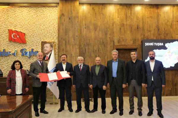 Tuşba Belediyesinde 'Sosyal Denge Tazminatı' sözleşmesi imzalandı