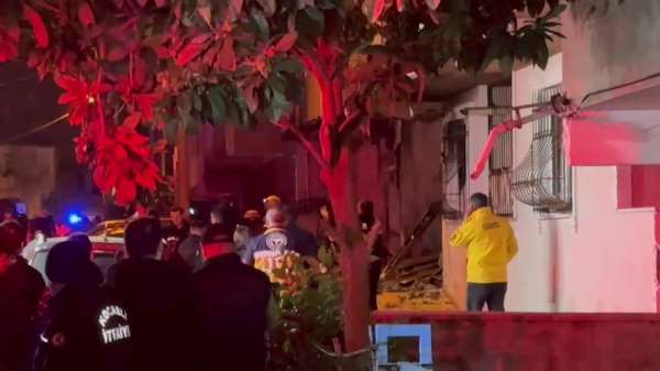 Kocaeli'de bir binada patlama: Yaralılar var