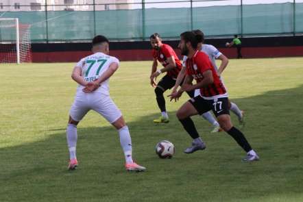 Karaköprü Belediyespor üç puanı tek golle aldı 