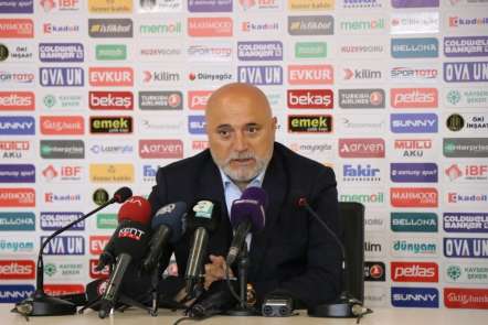 Hikmet Karaman: 'Beraberlik son haftalarda önemli bir sonuç'