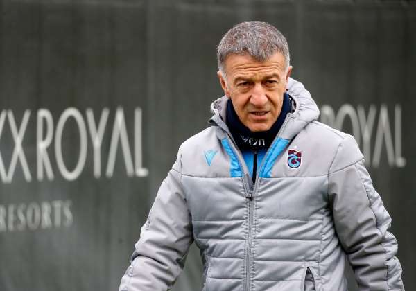 Başkan Ahmet Ağaoğlu, taraftara seslendi