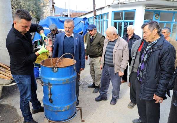 Tarlanıza Geliyoruz' projesi ile üreticiler yerinde bilgilendiriliyor 