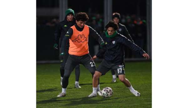 Bursaspor'da Altınordu maçı öncesi tempo arttı 