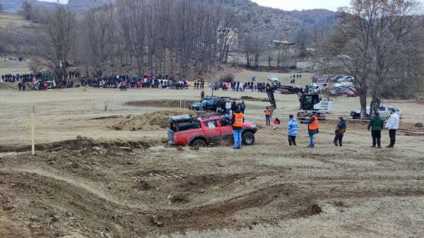 '2. Şavşat Uluslararası Off-Road Oyunları' renkli görüntülere sahne oldu