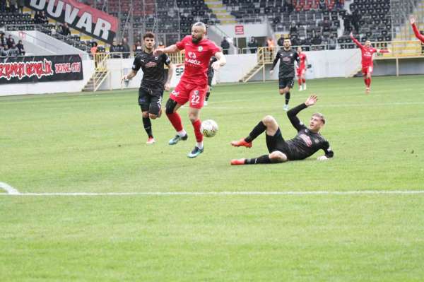 TFF 2. Lig: Çorum FK: 4 - Nazilli Belediyespor: 2