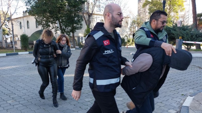Samsun'da hurda araçların ruhsatlarını çaldılar