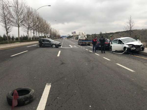 Ankara'da zincirleme trafik kazası: 2 yaralı 