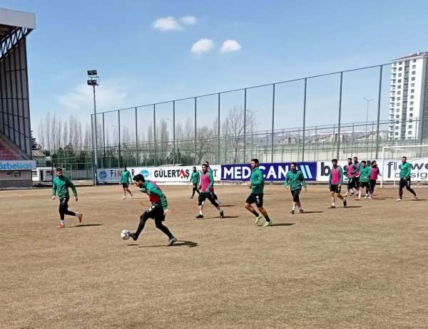 Sivas Belediyespor, İnegölspor maçının taktiğini çalıştı