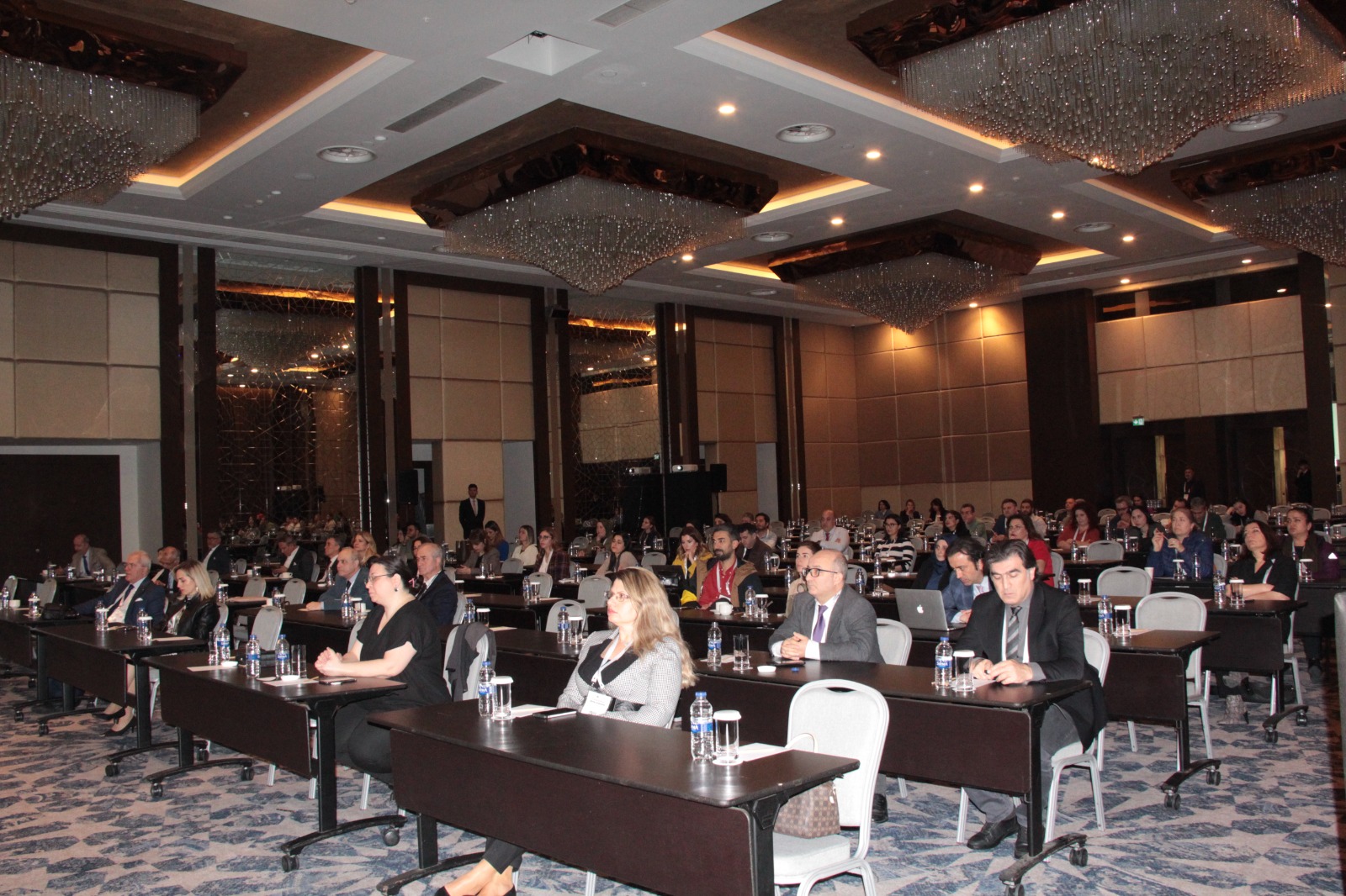 Samsun'da 6. Karadeniz Meme Kongresi'ne yoğun katılım!