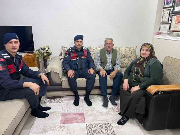 Çine'de jandarma ekipleri şehit ailelerini unutmadı